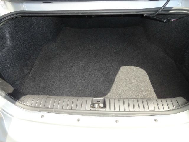 Pontiac Grand Prix 2005 photo 5