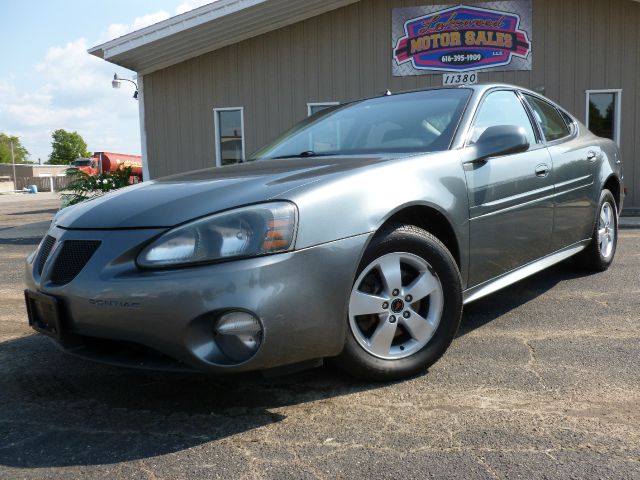 Pontiac Grand Prix Base Sedan
