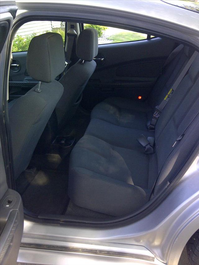 Pontiac Grand Prix 2005 photo 3