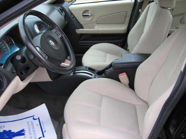 Pontiac Grand Prix 2005 photo 3