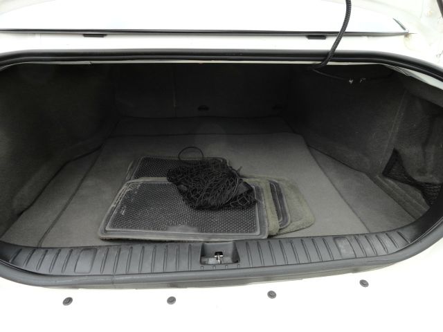 Pontiac Grand Prix 2005 photo 5