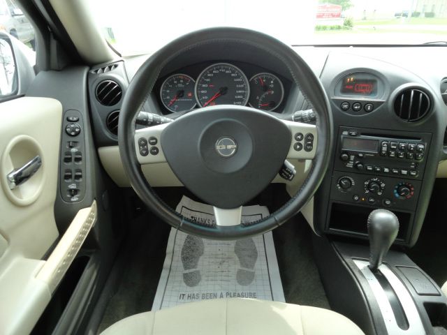 Pontiac Grand Prix 2005 photo 8