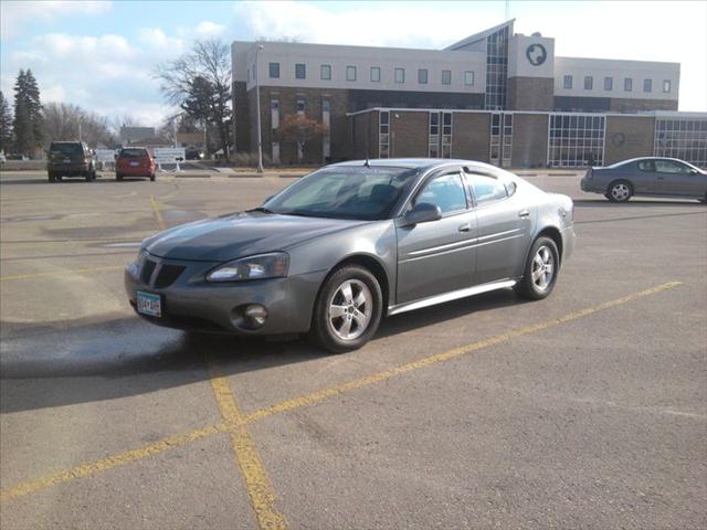 Pontiac Grand Prix Unknown Sedan