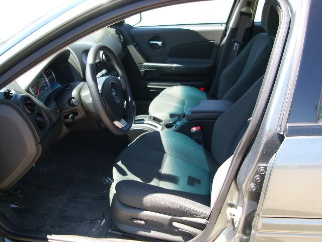 Pontiac Grand Prix 2005 photo 2