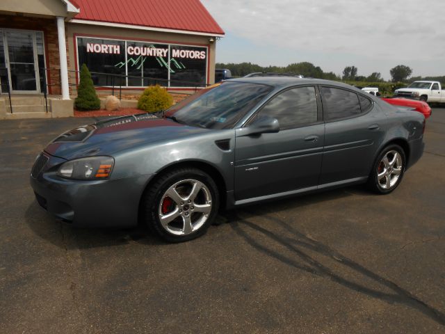 Pontiac Grand Prix 2006 photo 3