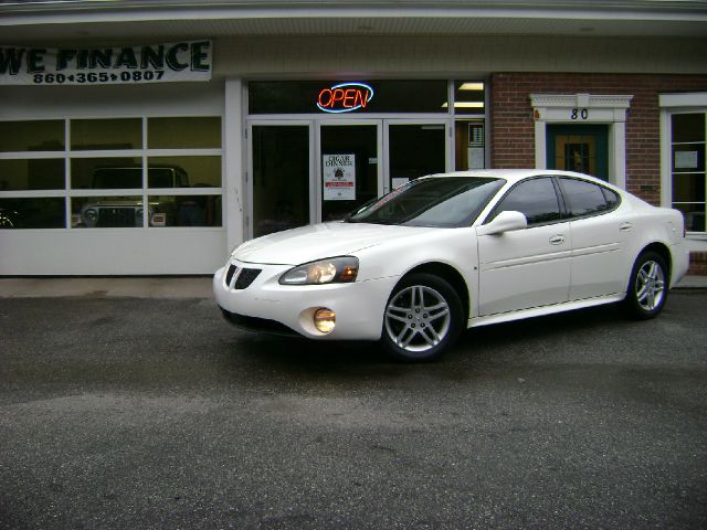 Pontiac Grand Prix 2006 photo 1