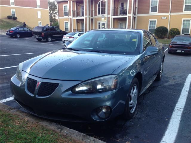 Pontiac Grand Prix Base Sedan