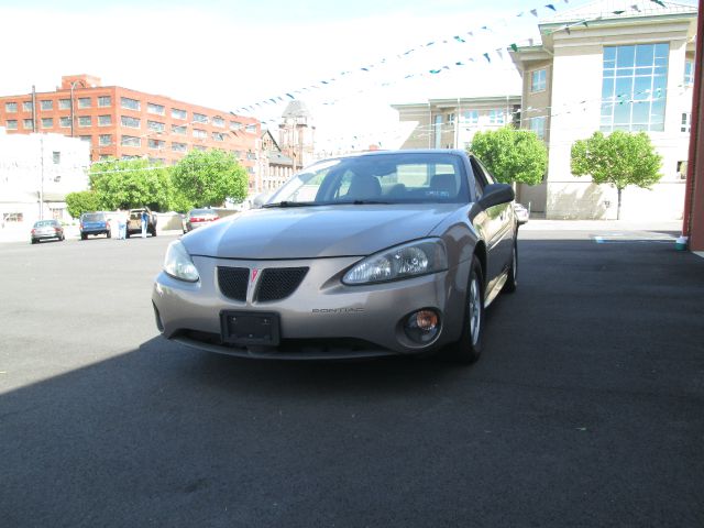 Pontiac Grand Prix 2006 photo 10