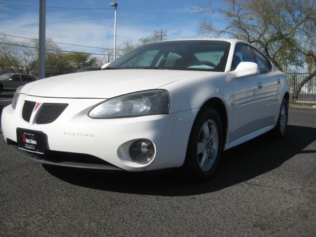 Pontiac Grand Prix 2006 photo 3