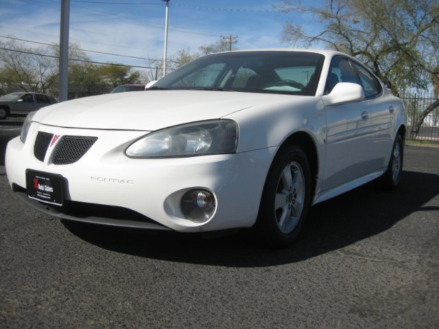 Pontiac Grand Prix 2006 photo 4