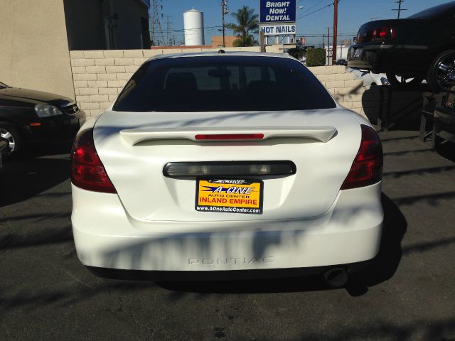 Pontiac Grand Prix Base Sedan