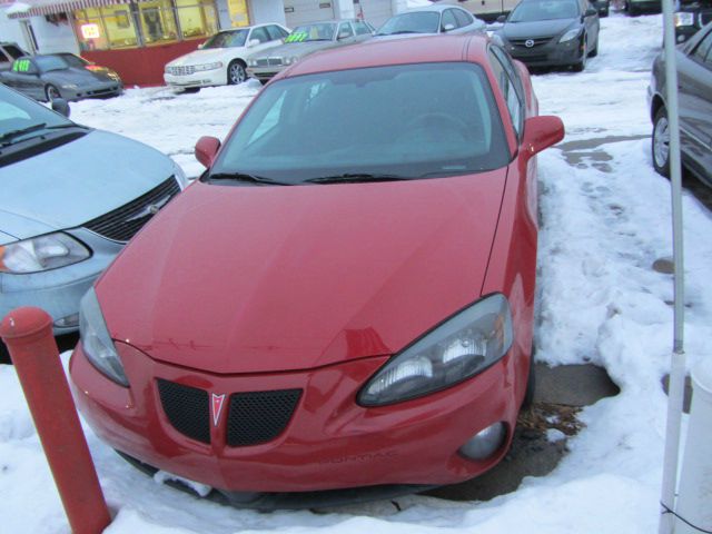 Pontiac Grand Prix 2006 photo 4