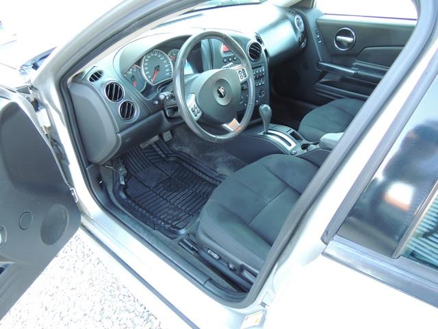 Pontiac Grand Prix 2006 photo 13