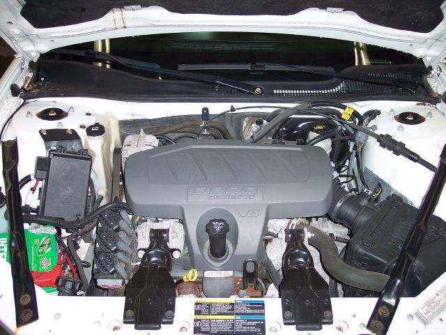 Pontiac Grand Prix 2006 photo 16