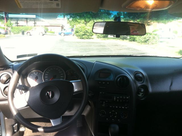 Pontiac Grand Prix 2006 photo 10