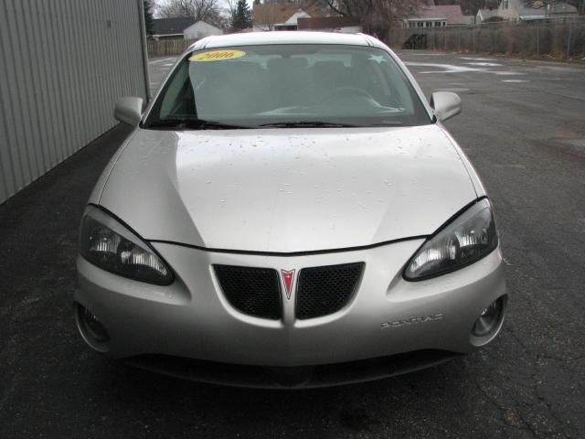 Pontiac Grand Prix 2006 photo 3