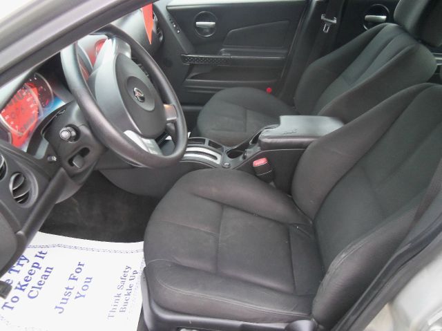 Pontiac Grand Prix 2006 photo 4