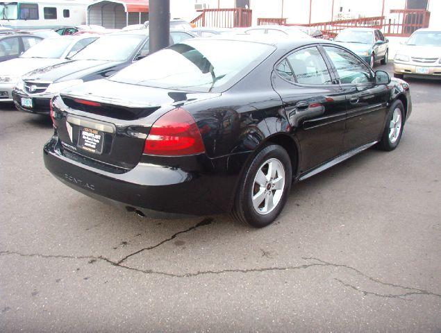 Pontiac Grand Prix 2006 photo 1
