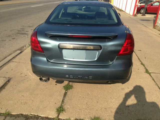 Pontiac Grand Prix 2006 photo 1