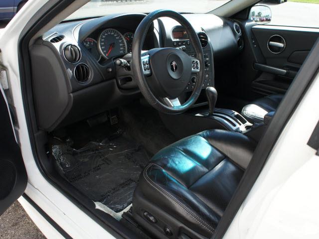 Pontiac Grand Prix Unknown Sedan