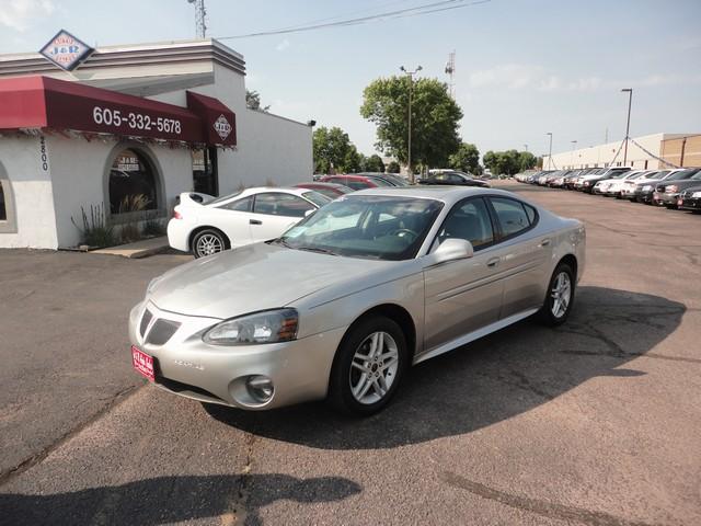 Pontiac Grand Prix Passion Sedan