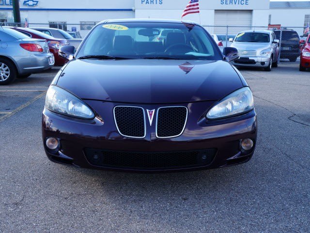 Pontiac Grand Prix 2006 photo 1
