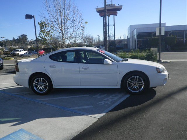 Pontiac Grand Prix 2006 photo 5
