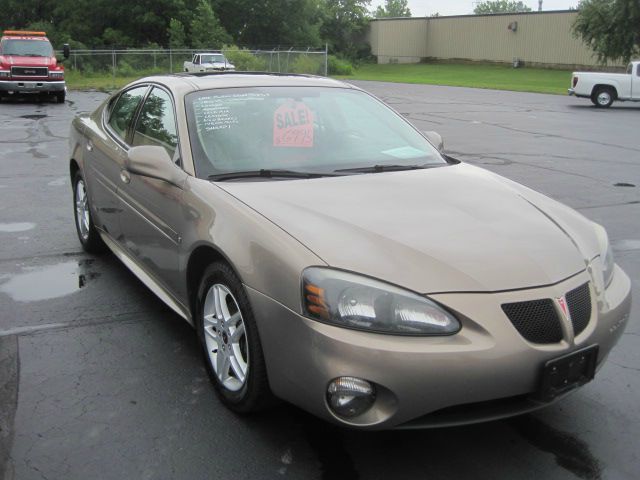 Pontiac Grand Prix 2006 photo 3