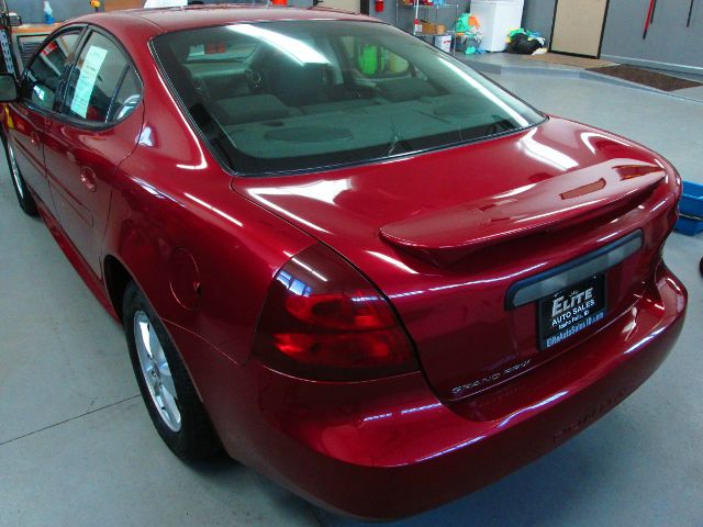 Pontiac Grand Prix 2006 photo 3