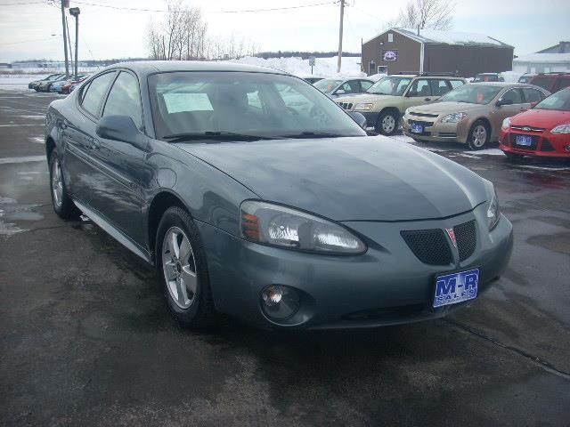 Pontiac Grand Prix 2006 photo 4