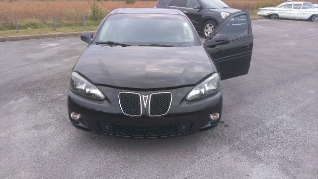 Pontiac Grand Prix 2006 photo 4