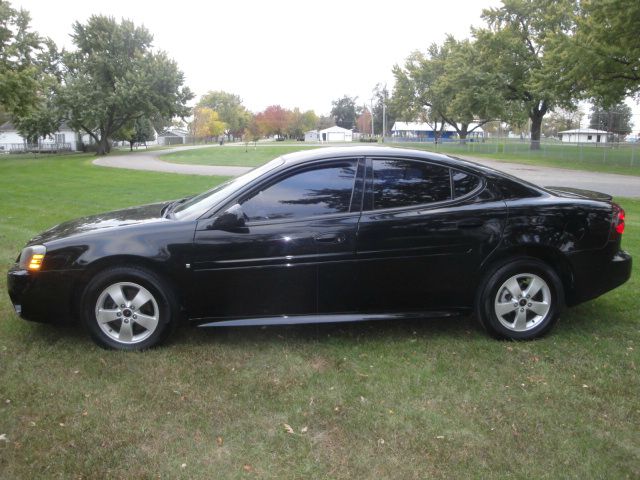 Pontiac Grand Prix 2006 photo 4