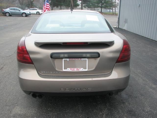 Pontiac Grand Prix 2006 photo 5