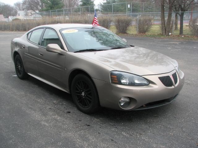 Pontiac Grand Prix 2006 photo 3