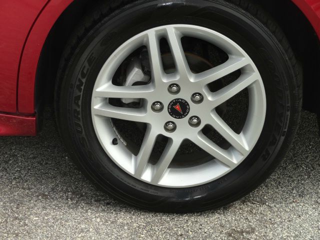 Pontiac Grand Prix 2006 photo 11