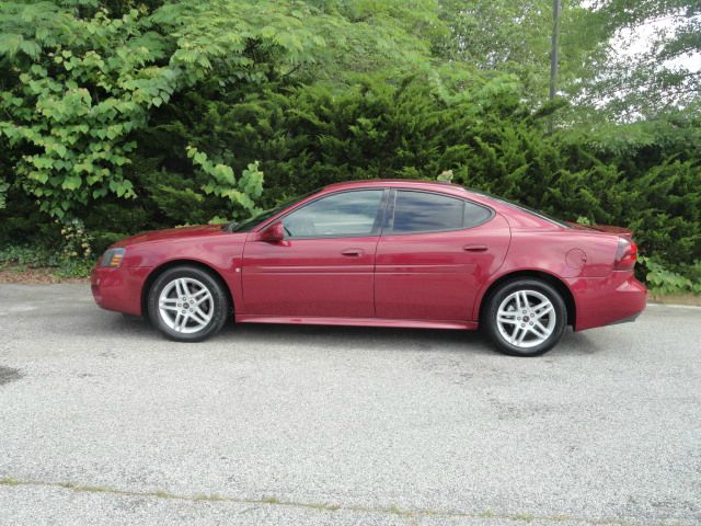 Pontiac Grand Prix 2006 photo 5