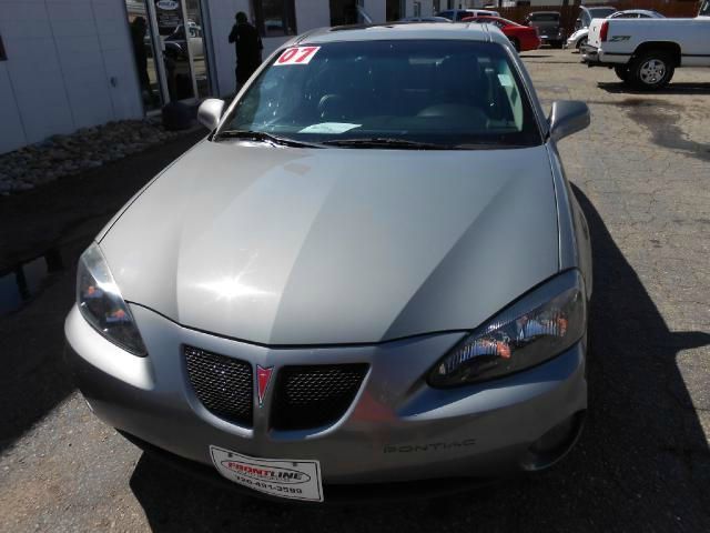 Pontiac Grand Prix 2007 photo 3