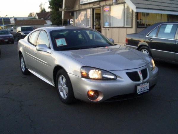Pontiac Grand Prix 2007 photo 14