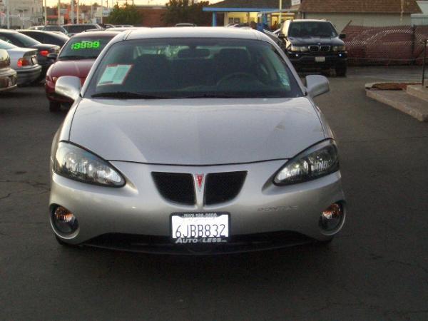 Pontiac Grand Prix 2007 photo 7