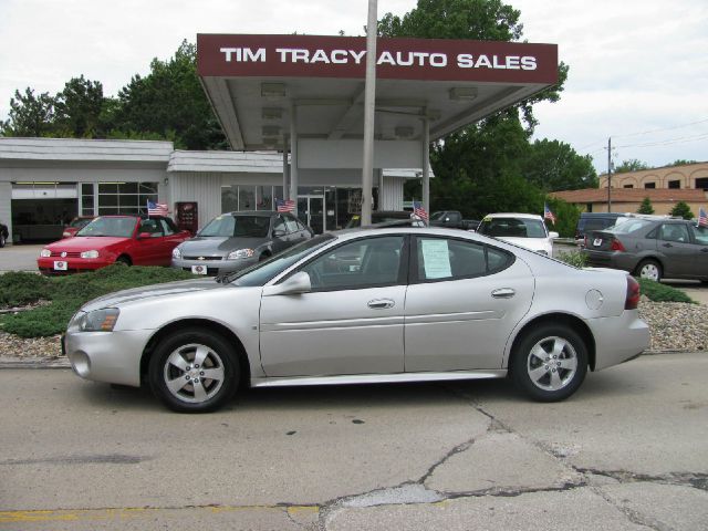 Pontiac Grand Prix 2007 photo 3