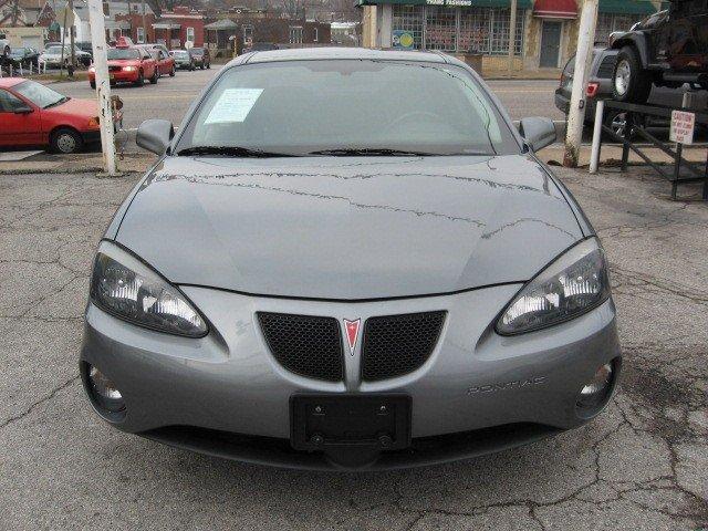 Pontiac Grand Prix 2007 photo 1