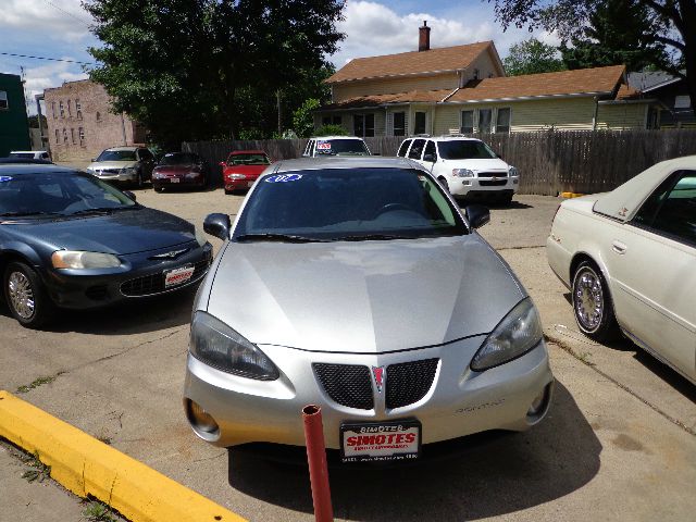 Pontiac Grand Prix 2007 photo 1