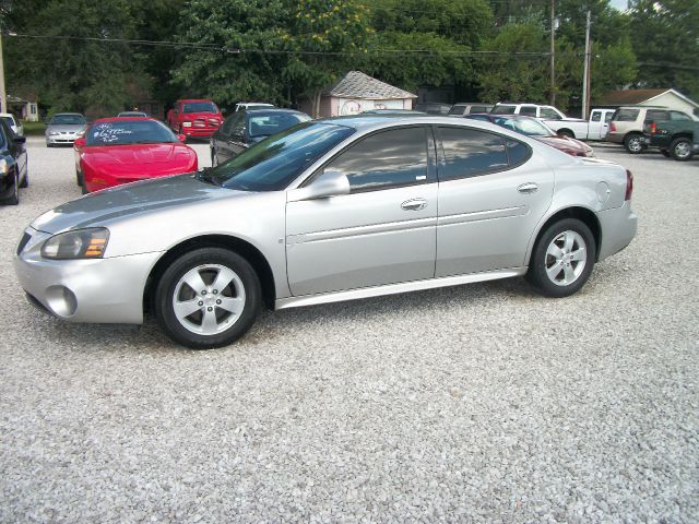Pontiac Grand Prix 2007 photo 4