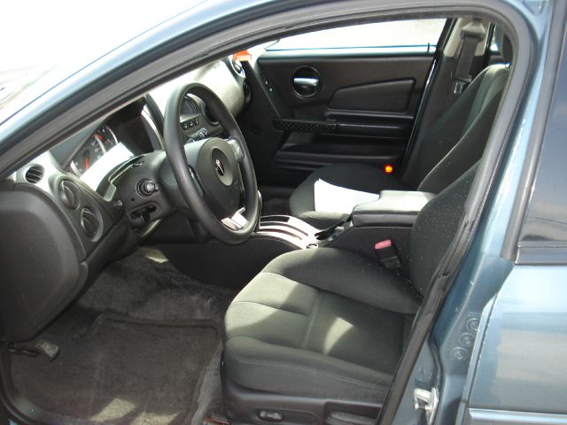 Pontiac Grand Prix 2007 photo 2