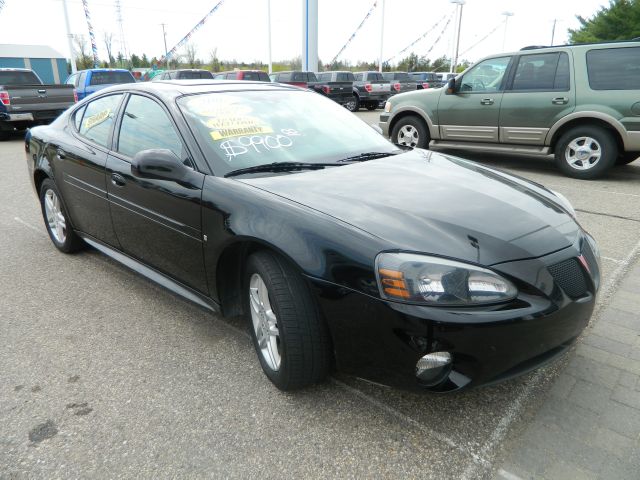 Pontiac Grand Prix 2007 photo 1