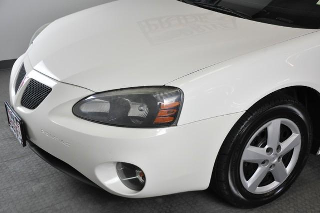 Pontiac Grand Prix 2007 photo 3