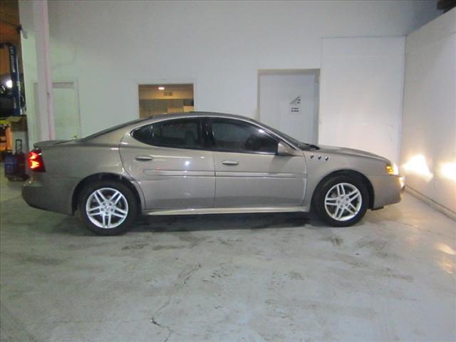 Pontiac Grand Prix 2007 photo 5