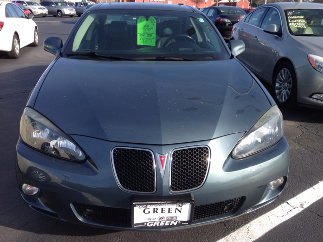 Pontiac Grand Prix 2007 photo 1