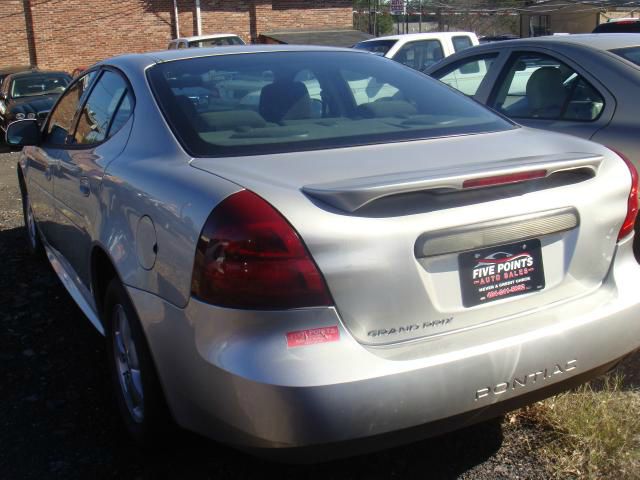Pontiac Grand Prix 2007 photo 1