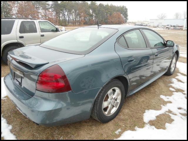 Pontiac Grand Prix 2007 photo 5